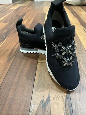 Tory Burch Rosa’s Embellished sawtooth Black Slip-On Women's Sneakers